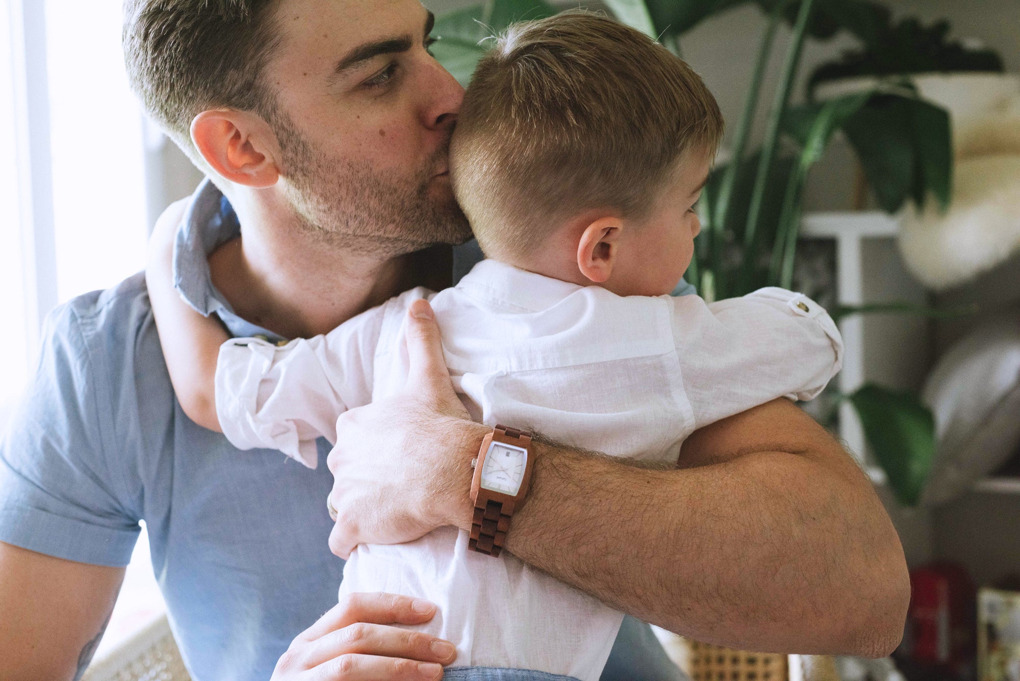 An Engraved Watch For Dad: A Unique Gift for Father’s Day