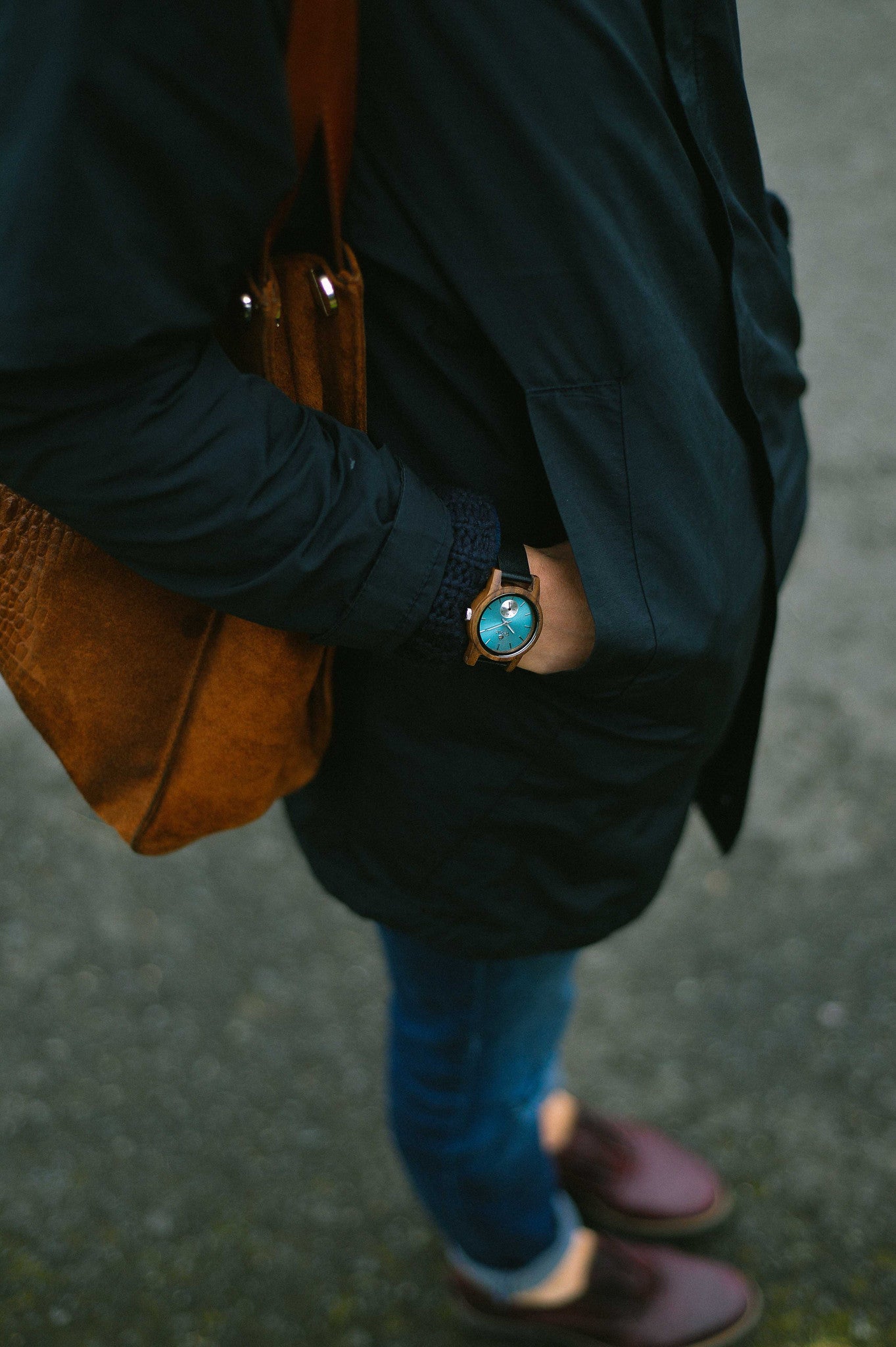 Walnut/Black